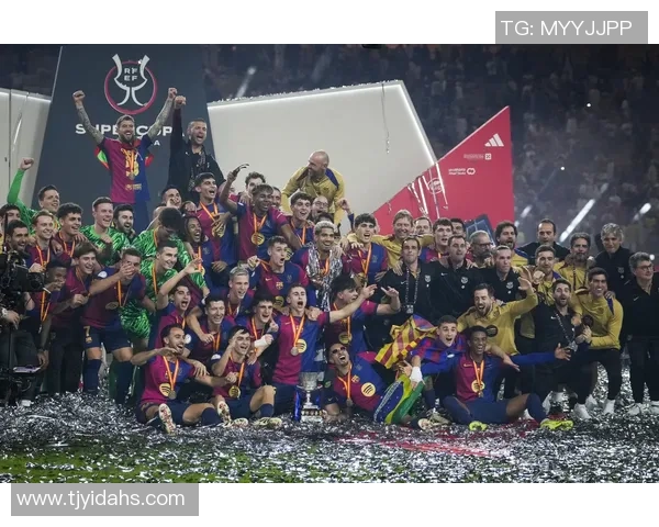 足球场上的明星脚下之球 解析球星与足球的完美契约