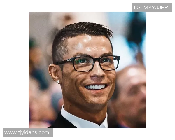 足球明星高清头像精选 展现顶级球员风采 让你零距离感受足球魅力