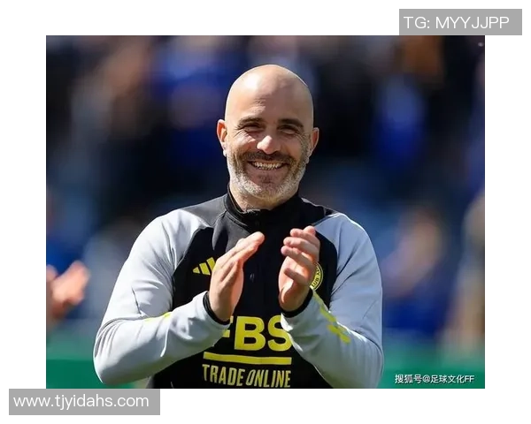 哈佛大学毕业的足球球星如何在职业生涯中实现学术与体育双赢 哈佛大学毕业的足球球星如何在职业生涯中实现学术与体育双赢